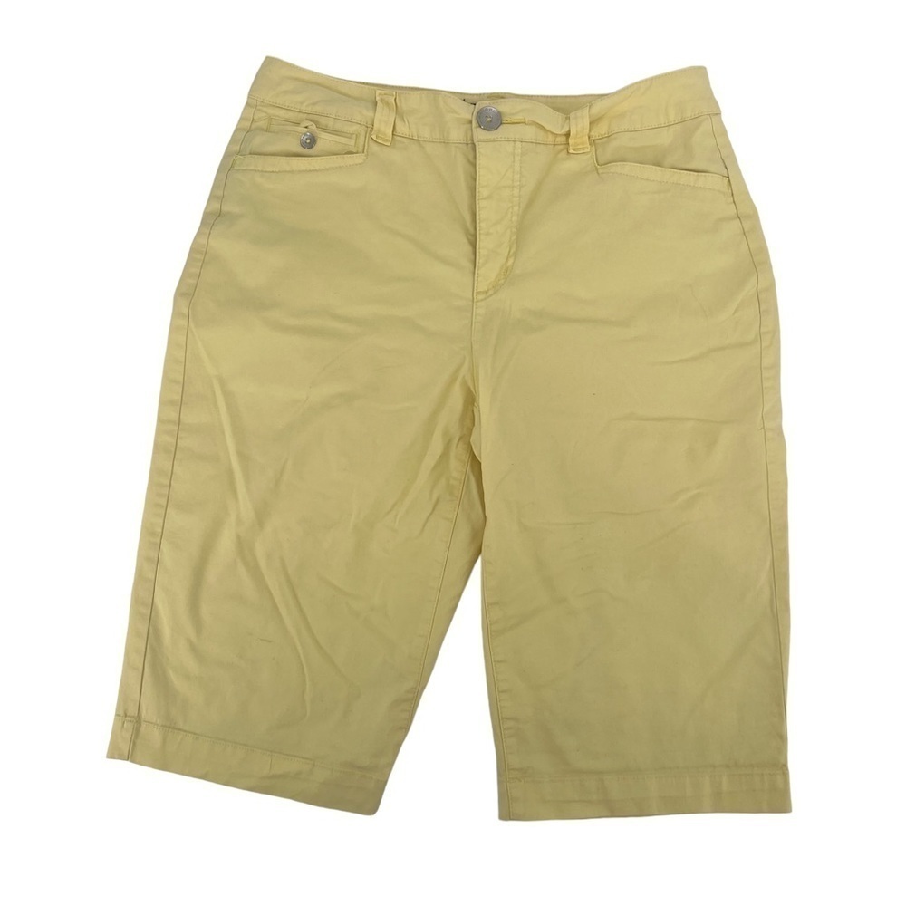 Bandolino Yellow Bermuda Chino Shorts Size 6 Women’s